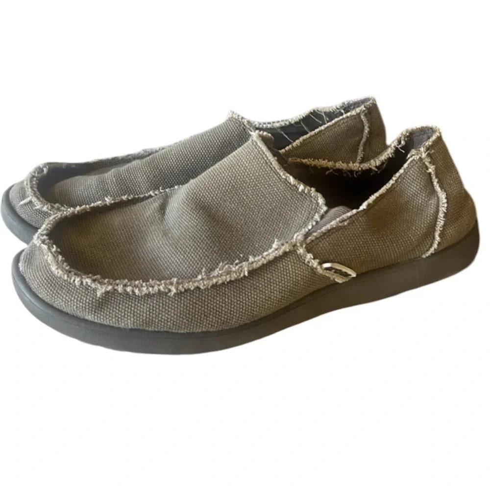 Crocs men’s size 8 fabric olive green, good condition